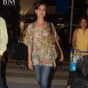 Celebs Arrive Back in Mumbai