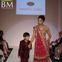 Bipasha Walks Ramp for Neeta Lulla
