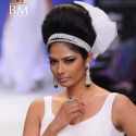 Nargis Bagheri walks the ramp for Eekani 