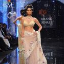 Sonam and Lara walk the ramp for Shane Falguni Pea