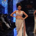 Sonam and Lara walk the ramp for Shane Falguni Pea