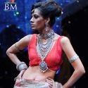 Sonam and Lara walk the ramp for Shane Falguni Pea