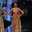 Sonam and Lara walk the ramp for Shane Falguni Pea