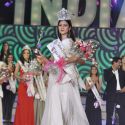 Karisma Kapoor Judges Indian Princess