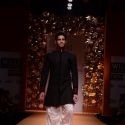 Manish Malhotra Show for Wills day 3