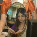 Anjana Sukhani shops for Diwali at Tanishq showroo