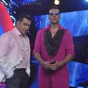 Akshay, Asin & Salman on the sets of 'Bigg Boss 6'