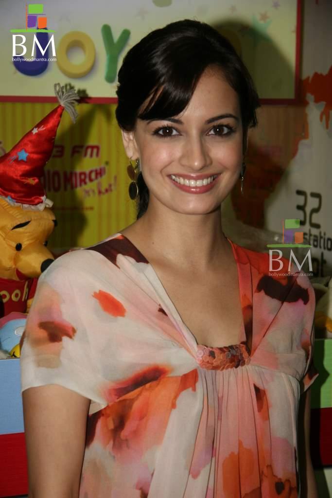 dia mirza