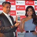 Esha Gupta at Iphone 5 Launch