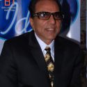 Dharmendra and Hema Malini at Indian Idol 6
