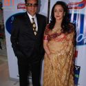 Dharmendra and Hema Malini at Indian Idol 6