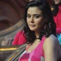 Preity Promotes Ishq in Paris on the sets of Drame