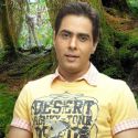 Iss Jungle Se Mujhe Bachao