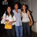 Padmini Kolhapure Celebrates Wedding Anniversary