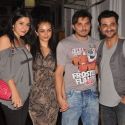 Padmini Kolhapure Celebrates Wedding Anniversary