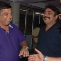 Play Aasman Se Gire Khajoor Pe Atke