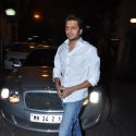 Sachin Tendulkar watches 'Balak Palak' with Riteis