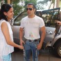 Salman Cheers Cancer Patients of Hinduja Hospital