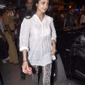 Shilpa visited Siddhivinyak bare foot from home last night