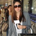 Kareena Snapped at Airport
