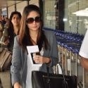 Kareena Snapped at Airport