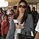 Kareena Snapped at Airport
