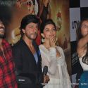 SRK and Deepika launch Chennai Express trailer