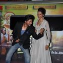 SRK and Deepika launch Chennai Express trailer