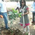 Tv Actress Dimple Ghosh opens calls centre for Han