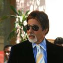 Vidhu Vinod Chopra gifts Amitabh Bachchan a Rolls 