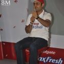 Virender Sehwag Meets Colgate Maxfresh Contest Win
