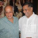 Vishwajeet Pradhan's Wedding Anniversary Bash