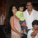 Vishwajeet Pradhan's Wedding Anniversary Bash