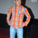 Aamir presents first look of Ghajini