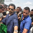 Emraan Hashmi visits Haji Ali Dargah for 'Ek Thi D