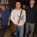Aamir Khan Returns from Delhi After Showing Peepli