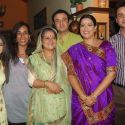 Baat Hamari Pakki On The Sets
