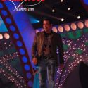 Salman Khan and Lara Dutta on the sets of Sa Re Ga