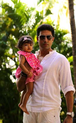 abhishek and aaradhya