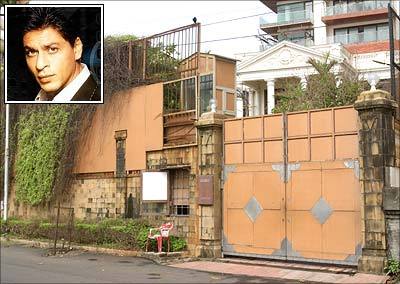 http://i.bollywoodmantra.com/news/2013/11/21/mannat1.jpg