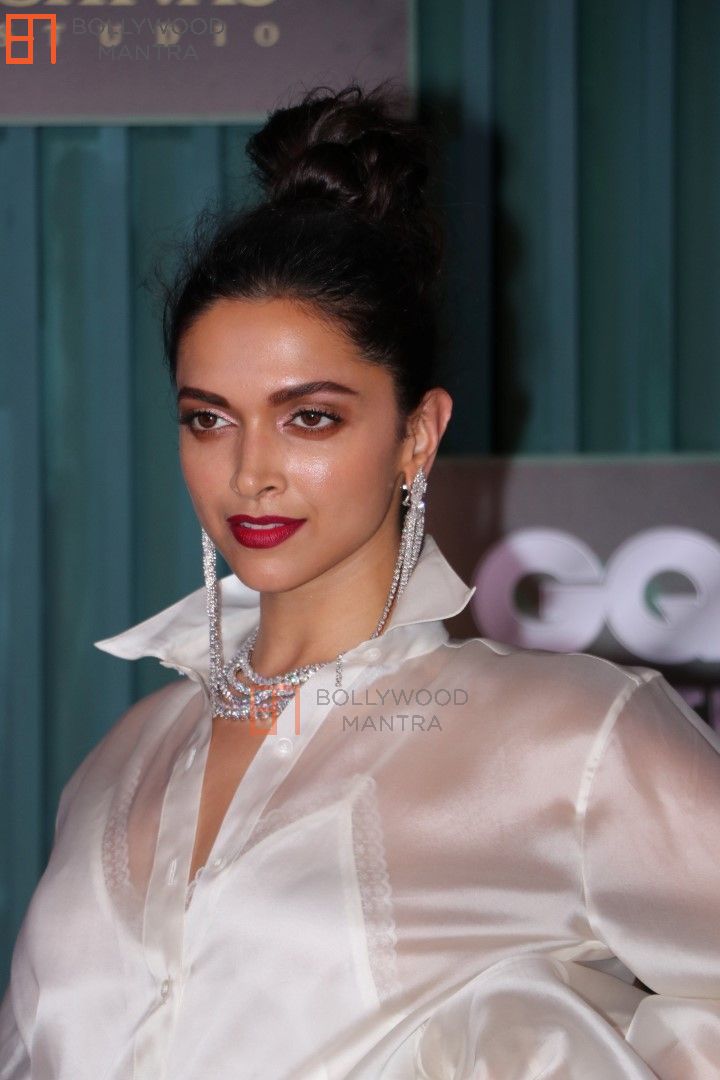 Deepika Padukone tests Covid-19 positive, confirms IIFA - Vimarsana News