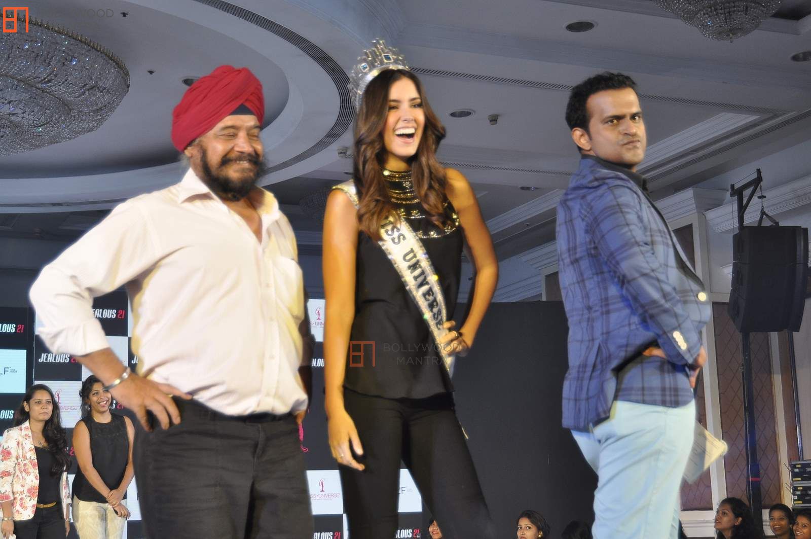jealous-21-show-with-miss-universe-pauli