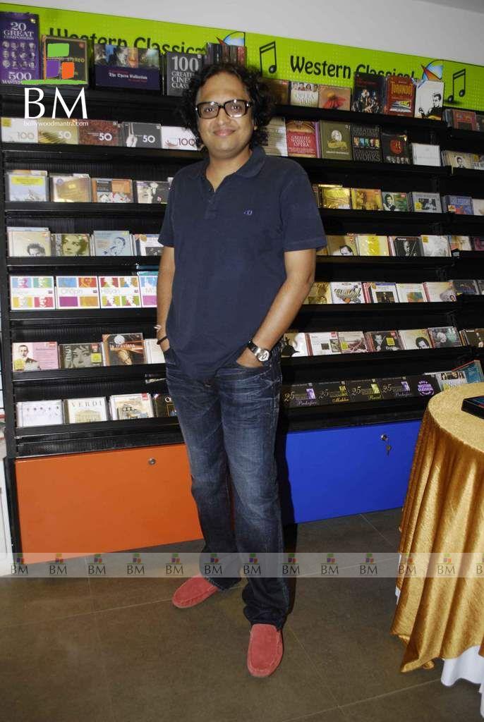 Enrique Iglesias Heartbeat Feat Sunidhi Chauhan Album Launch Photo 685